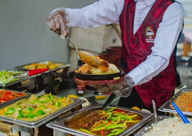 Tips Menghadapi Tantangan Industri Restoran yang Tepat